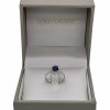 anello zaffiro e diamanti pavè in oro bianco - immagine 3