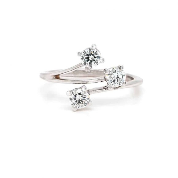 anello diamanti trilogy in oro bianco