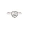 anello diamante cuore solitario pavè in oro bianco
